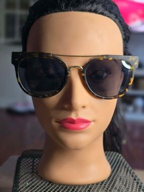 Quay Odin Tortoise sunglasses